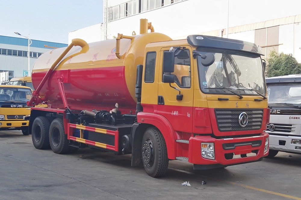 （18方）東風(fēng)錦程后雙橋吸污車